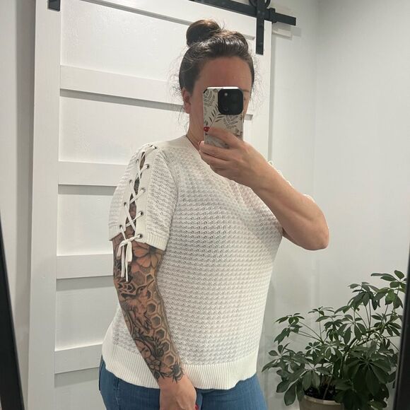 Banana Republic Sweater - Picture 4 of 7